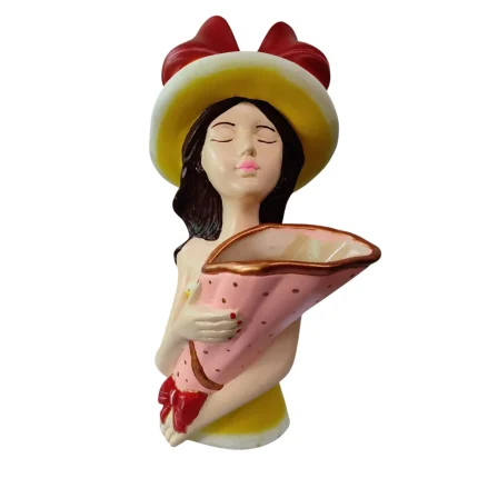 SOÑADORA CON RAMO 32X17CM